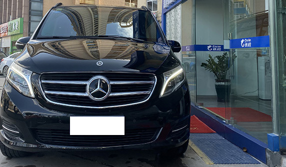奔馳V260